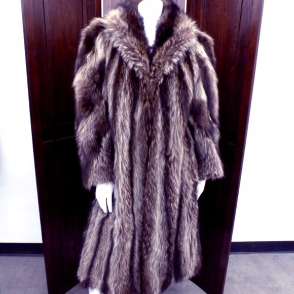 LOWEST PRICE 1920s Fourrures Perreault RaccoonFur